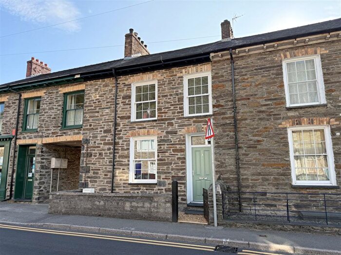 3 Bedroom Terraced House For Sale In Tyrrel Place, Talybont, SY24