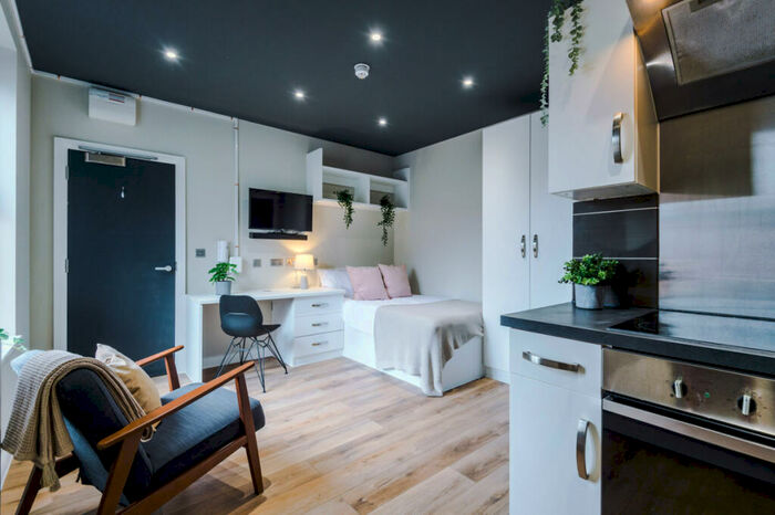 Studio To Rent In Flat, Upper New Walk, Leicester, LE1