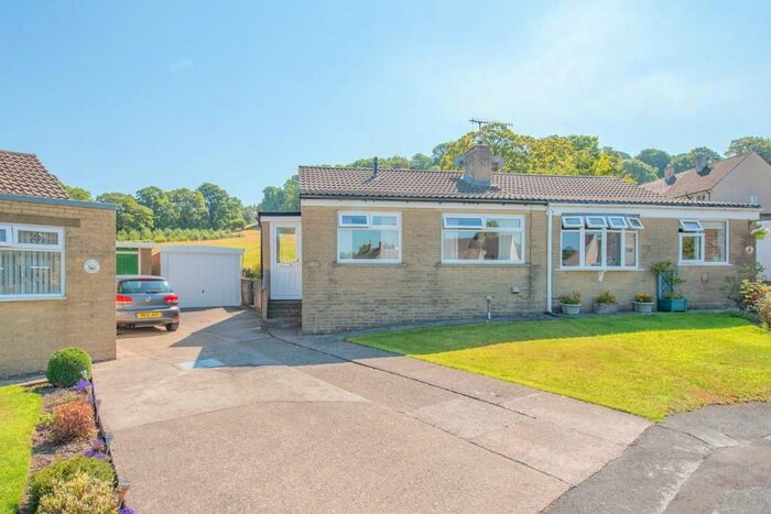 2 Bedroom Semi-Detached Bungalow For Sale In Park Drive, Sutton-in-Craven, BD20