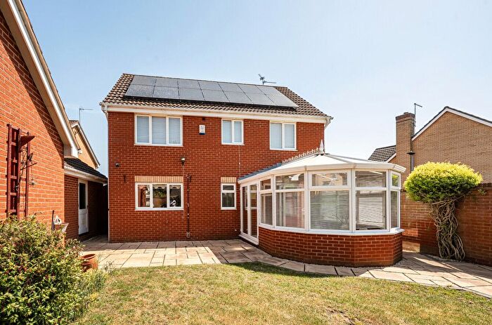 4 Bedroom Detached House For Sale In Lidgate Close, Orton Longueville, Peterborough, PE2