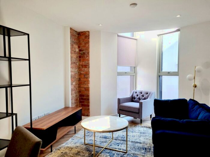 2 Bedroom Apartment To Rent In Lamberts House Briggate Leeds, LS1