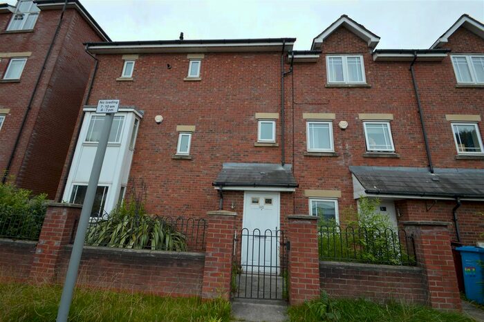 4 Bedroom Property To Rent In Chorlton Road, Hulme, Manchester, M15