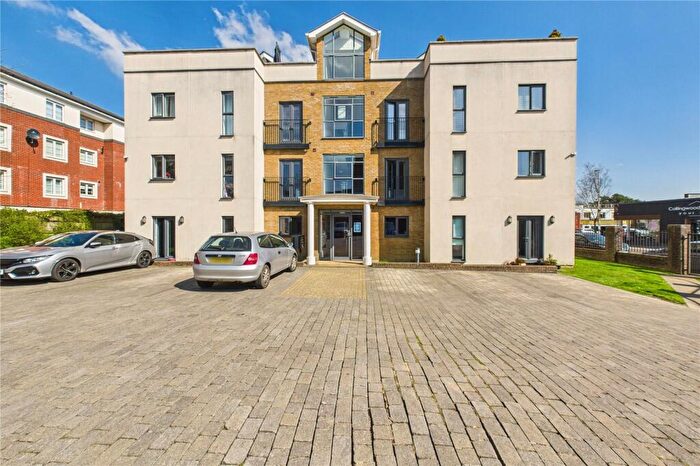 2 Bedroom Apartment For Sale In London Road, East Grinstead, West Sussex, RH19