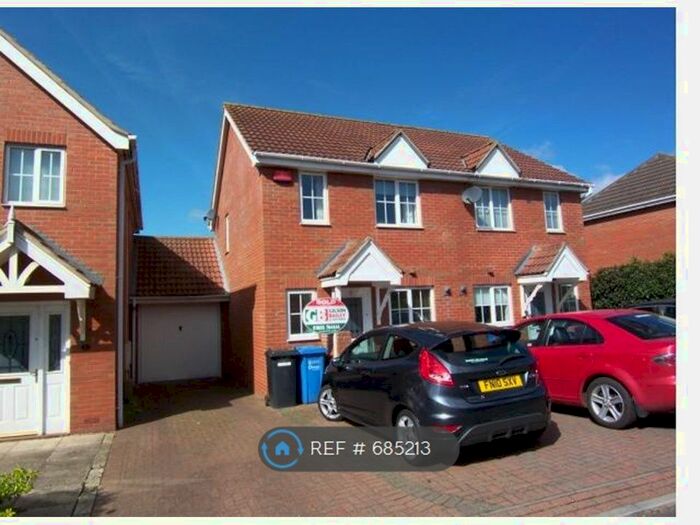 2 Bedroom Semi-Detached House To Rent In Rimer Close, Norwich NR5
