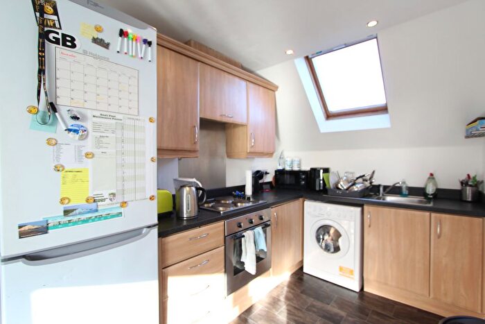 1 Bedroom Town House To Rent In Kendal, Purfleet-On-Thames, Purfleet, RM19