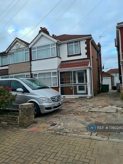 3 Bedroom Semi-Detached House To Rent In Morley Crescent East, Stanmore, HA7