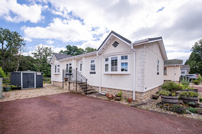 2 Bedroom Park Home For Sale In Mill House Park, Crieff, Perth And Kinross, PH7