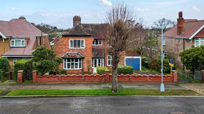 3 Bedroom Detached House For Sale In Cranston Avenue, Bexhill-On-Sea, TN39