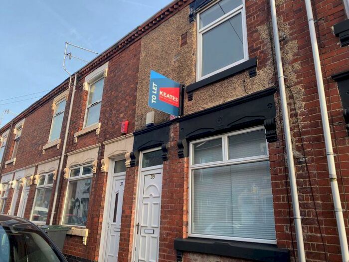 3 Bedroom Terraced House To Rent In Three Bed Student Property Watford Street, Stoke-On-Trent, ST4