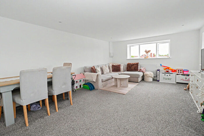 2 Bedroom Apartment To Rent In Whitworth Close, Gosport, PO12