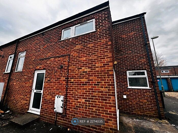 3 Bedroom Terraced House To Rent In Ballard Close, Basingstoke, RG22