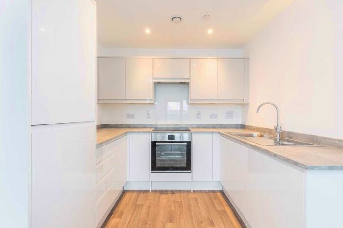 1 Bedroom Apartment To Rent In Asgard House - Perrymount Apartments, RH16