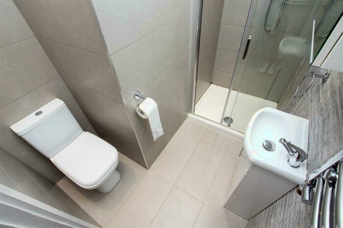 7 Bedroom House To Rent In Tiverton Road, Birmingham, B29