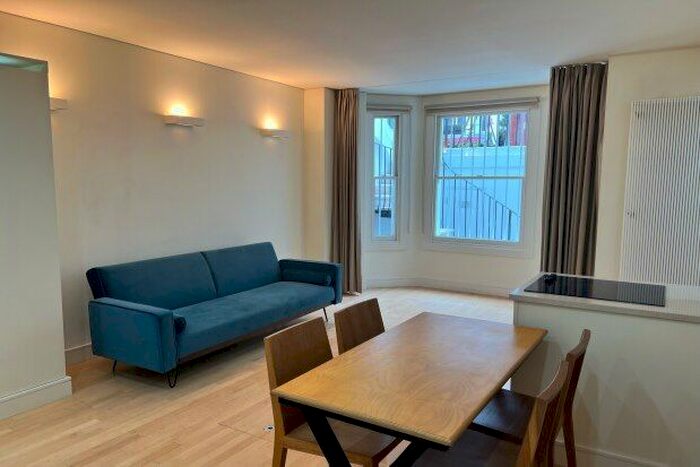 Studio To Rent In Hogarth Road, London, SW5