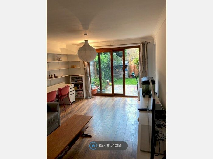 4 Bedroom Terraced House To Rent In Pagoda Gardens, London, SE3