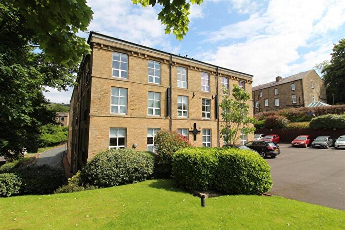 2 Bedroom Apartment To Rent In Lower Willow Hall Mill, Sowerby Bridge, HX6