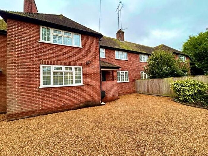3 Bedroom Semi-detached House To Rent In Tofrek Terrace, Reading, RG30