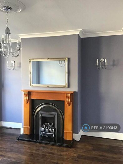 4 Bedroom Terraced House To Rent In North Lodge Avenue, Harrogate, HG1