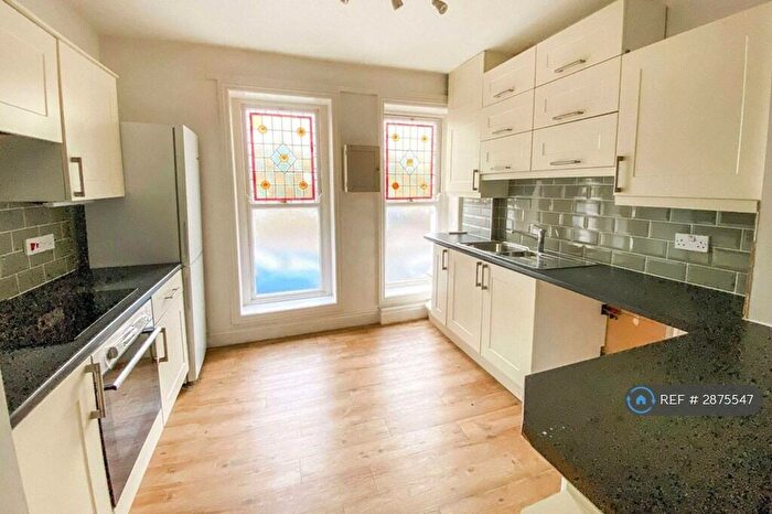 2 Bedroom Flat To Rent In Nelson Gardens, Plymouth, PL1