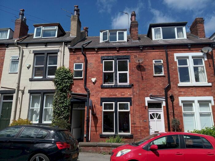 3 Bedroom Terraced House To Rent In Northbrook Street, Leeds, West Yorkshire, Uk, LS7