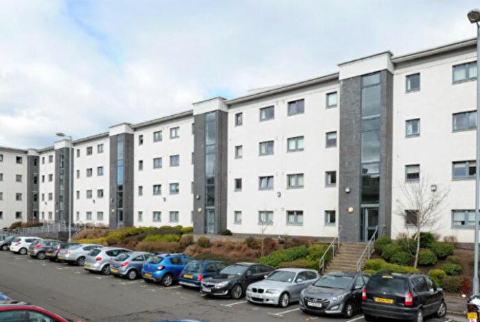 2 Bedroom Flat To Rent In Bank Street, Cambuslang, G72