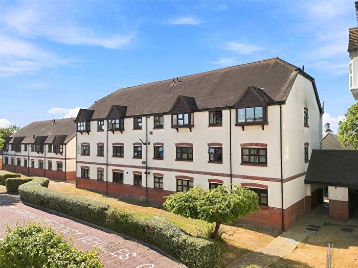 2 Bedroom Apartment For Sale In Culver Rise, South Woodham Ferrers, Chelmsford, Essex, CM3