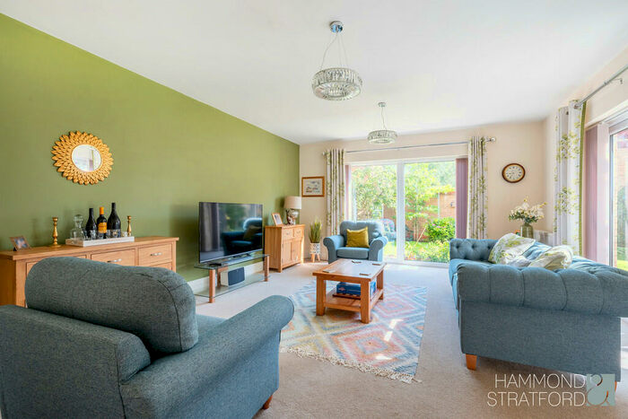 5 Bedroom Detached House For Sale In Barbastelle Crescent, Hethersett, NR9