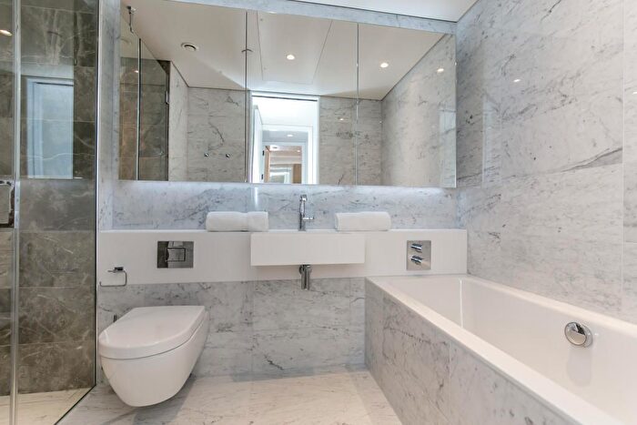 2 Bedroom Flat To Rent In Casson Square, London, SE1