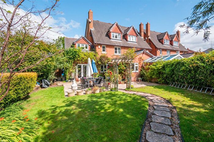 4 Bedroom Semi-detached House For Sale In Bow Lane, Bowdon, Altrincham, WA14