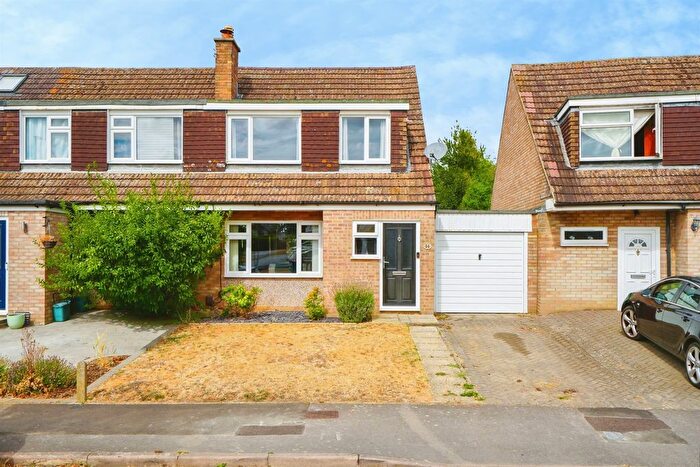 3 Bedroom Semi-Detached House For Sale In Baker Road, Abingdon, OX14
