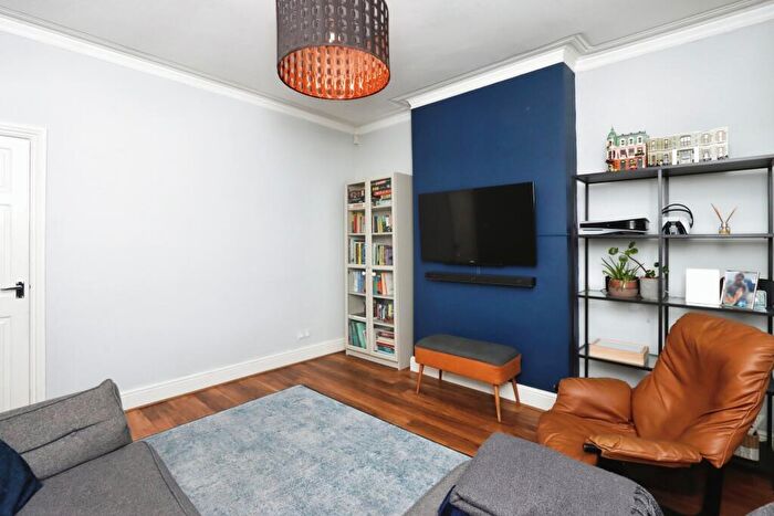 3 Bedroom End Of Terrace House For Sale In Alexandra Road, Sheffield, South Yorkshire, S2