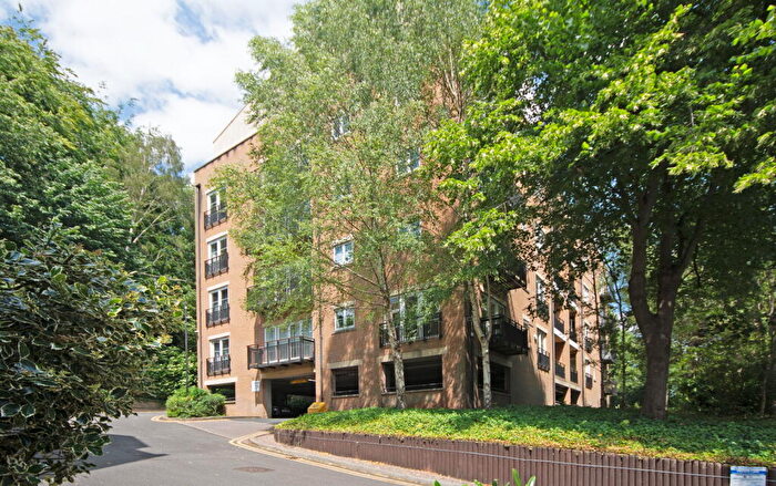 2 Bedroom Apartment For Sale In Caversham Place, Sutton Coldfield, B73