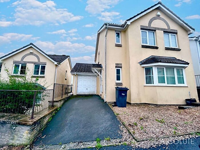 3 Bedroom Detached House To Rent In Leeward Lane, Torquay, TQ2