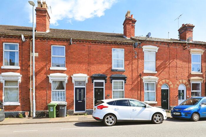 3 Bedroom Terraced House For Sale In Wood Street, Kidderminster, DY11