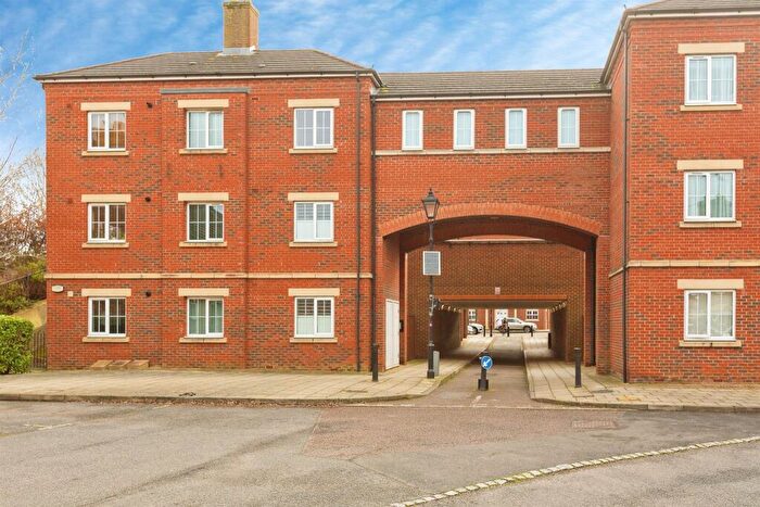 1 Bedroom Apartment For Sale In Queensgate, Aylesbury, HP19