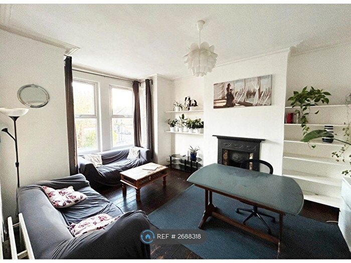 1 Bedroom Flat To Rent In Belmont Road, London, N15