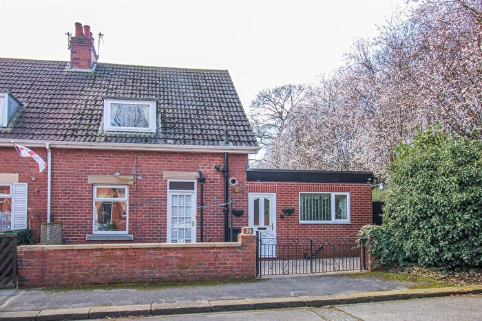 3 Bedroom Semi Detached House For Sale In Sunnybank Street, Ossett, WF5