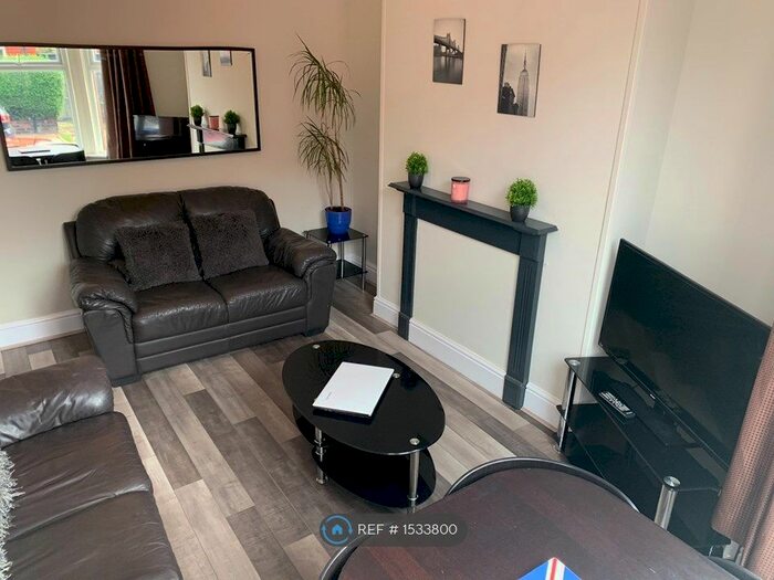 3 Bedroom Terraced House To Rent In Brookdale Road, Liverpool, L15