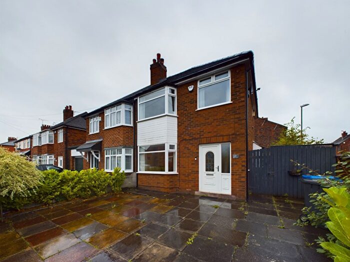 3 Bedroom Semi-Detached House To Rent In Springfield Road, Springfield, Wigan, WN6