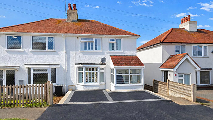 3 Bedroom Semi Detached House For Sale In Herne Avenue, Herne Bay, CT6