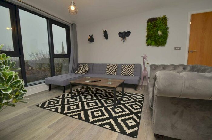 3 Bedroom Flat To Rent In Prince Of Wales Road, Norwich, NR1