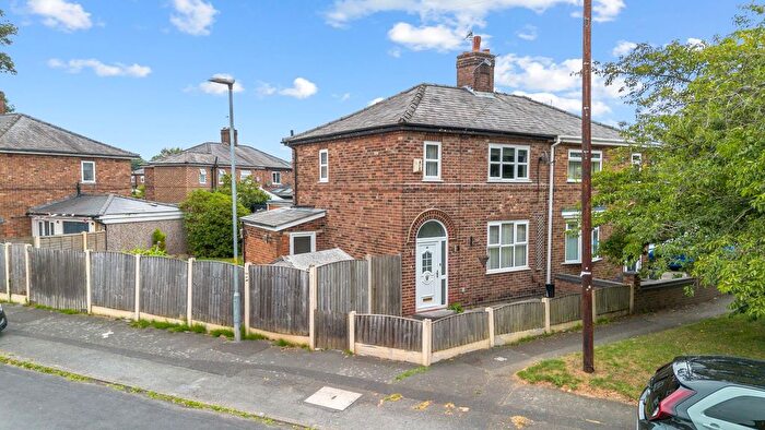 3 Bedroom Semi-Detached House For Sale In Princess Avenue, Warrington, WA1