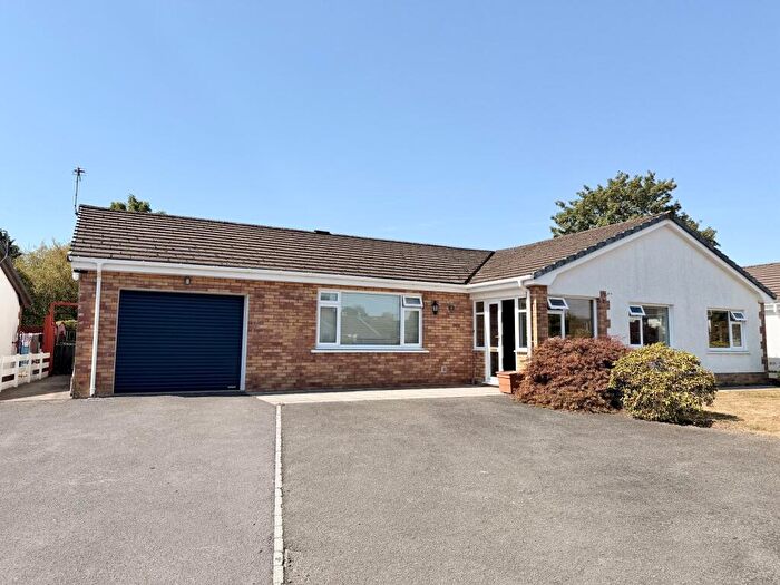 4 Bedroom Detached House For Sale In Dingat Close, Llandovery, Carmarthenshire., SA20