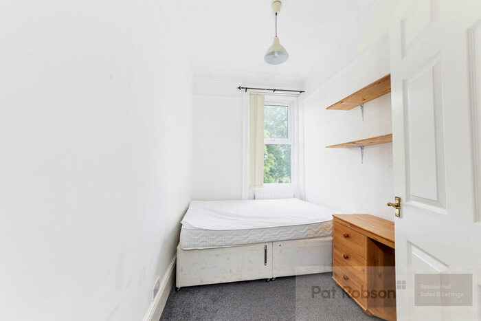 5 Bedroom Property To Rent In Osborne Avenue, Jesmond, Newcastle Upon Tyne, NE2