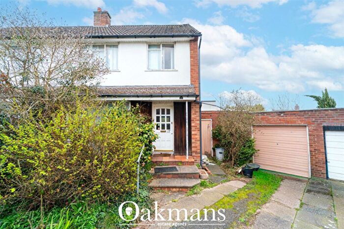 3 Bedroom Semi Detached House For Sale In Cutsdean Close, Birmingham, West Midlands, B31