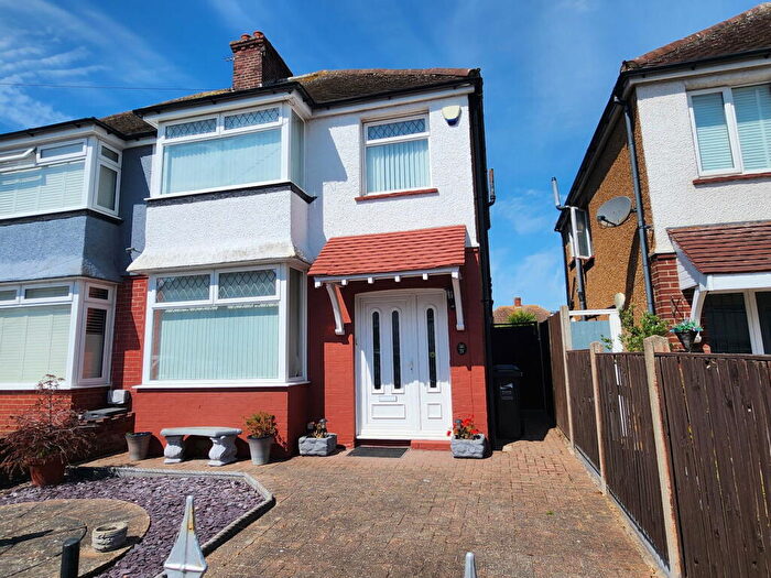 3 Bedroom Semi-Detached House For Sale In Orchard Road, Margate, CT9