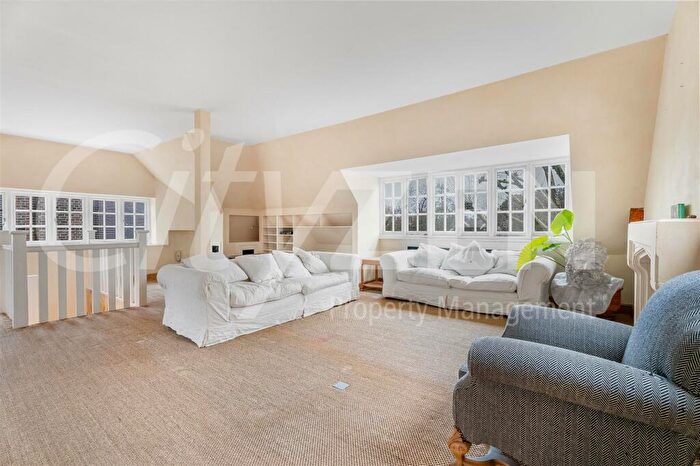 1 Bedroom Flat To Rent In Wadham Gardens, London, NW3