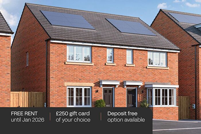 3 Bedroom Semi-Detached House To Rent In Willows Heights, Thurnscoe, S63