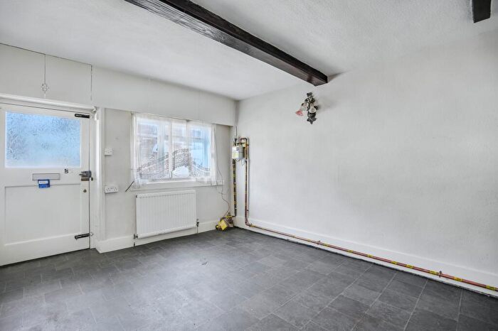 2 Bedroom Terraced House For Sale In Benover Road, Yalding, ME18