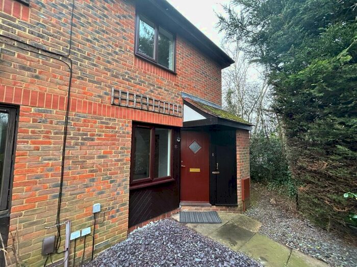 2 Bedroom End Of Terrace House To Rent In Barley Mead, Warfield, Bracknell, Berkshire, RG42